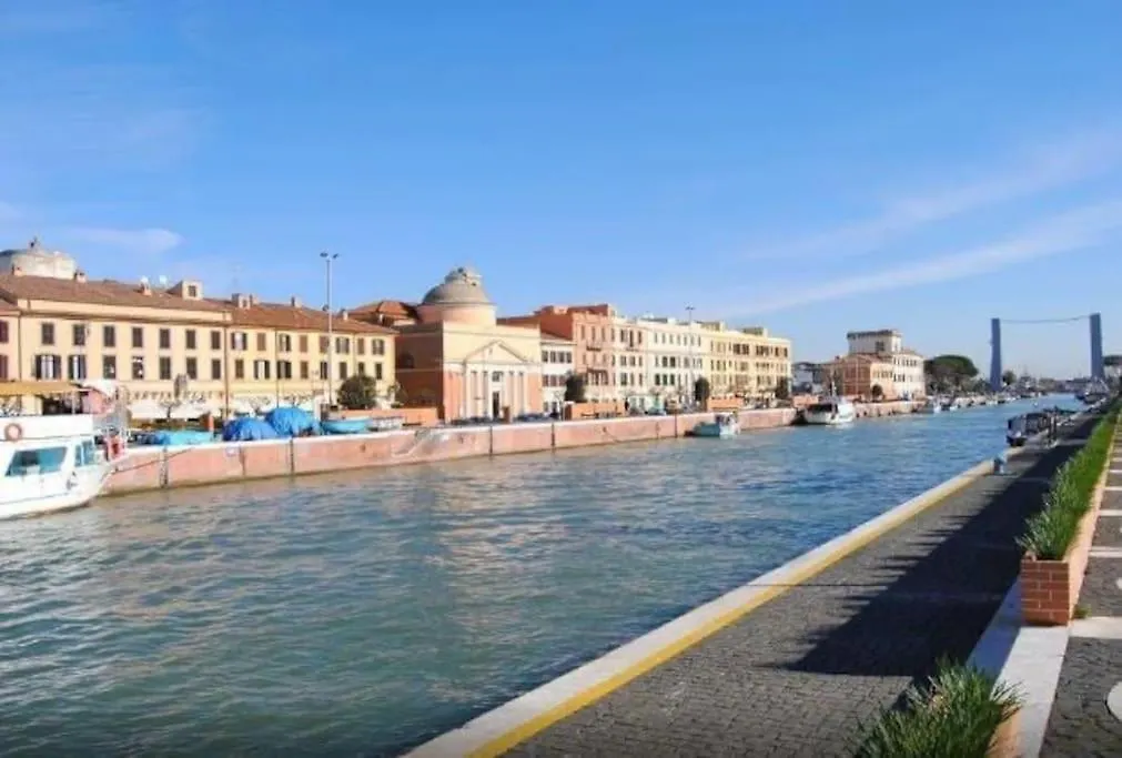 Aeroporto A 7 Minuti Ampio Trilocale In Centro Apartment Fiumicino